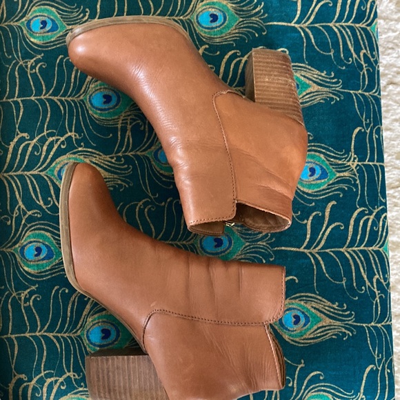 Aldo Naedia Ankle Boots (Cognac) - Picture 4 of 7